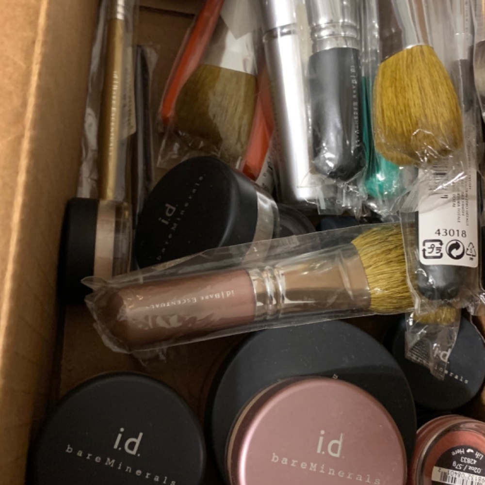 Makeup collection! - Picture 10 of 16